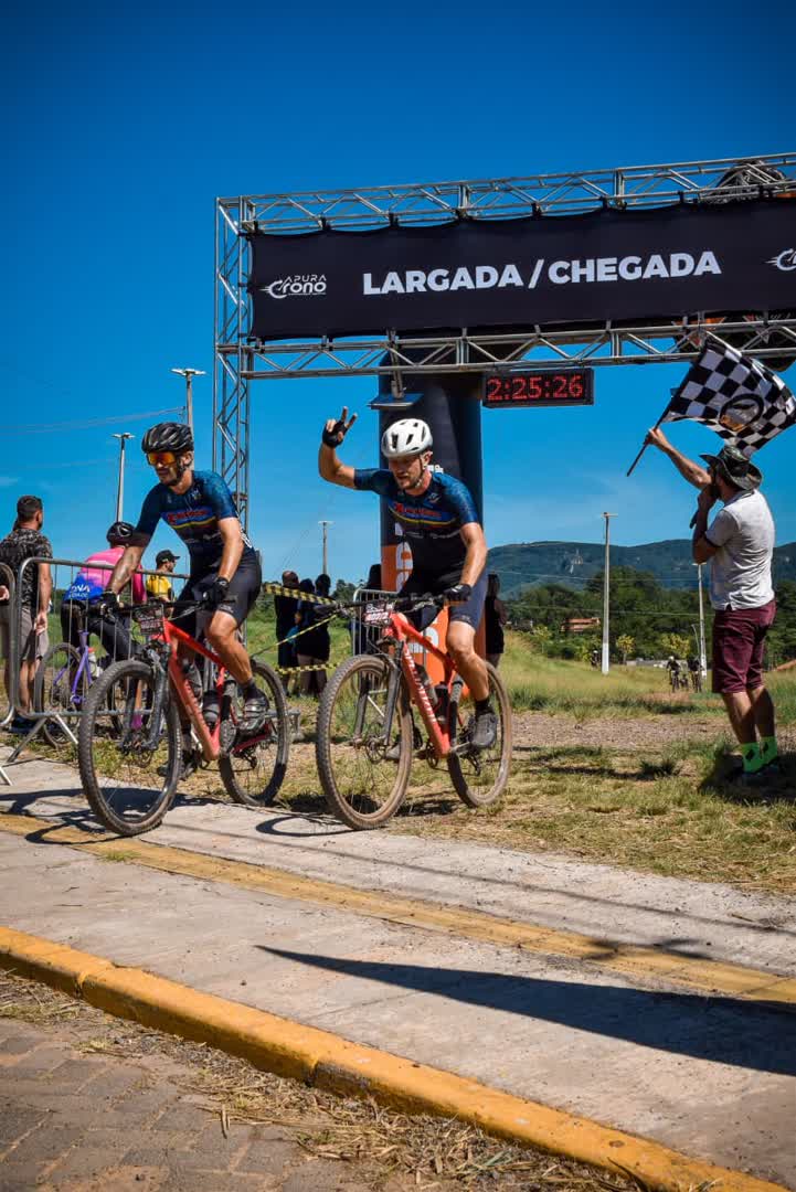 Atleta Elevare Endurance - Ciclismo de Alta Performance